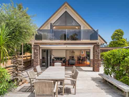 230 Waimaire Avenue, Matarangi