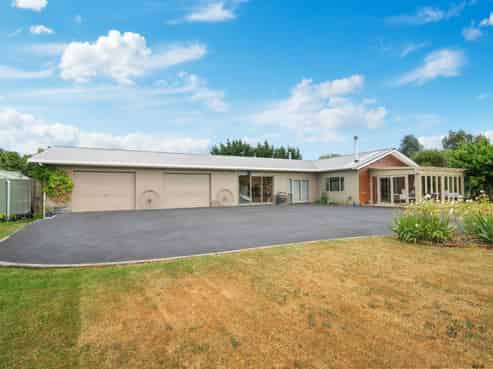 308 Fabians Road, Morrisons Bush
