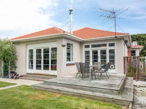 90 Avenal Street, Avenal