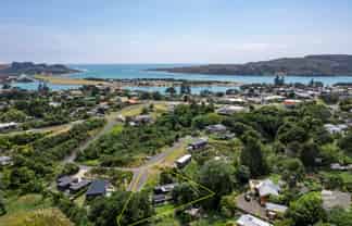 8 Te Toki Way, Raglan