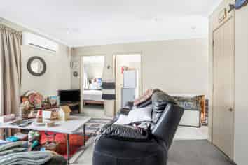 41B Enderley Avenue, Enderley