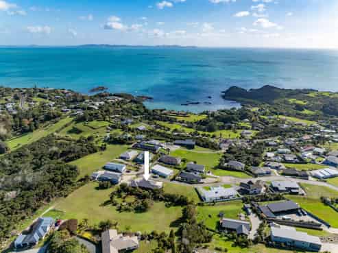 31 Eagles Way, Cable Bay