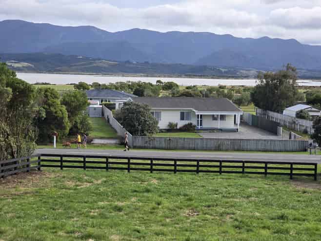 88 Lake Ferry Road, Lake Ferry