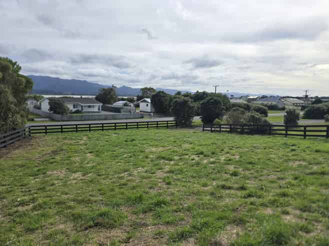 88 Lake Ferry Road, Lake Ferry