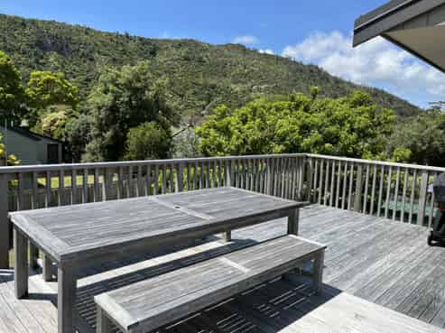 112 Winslow Place, Matarangi