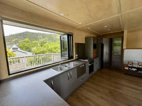 112 Winslow Place, Matarangi