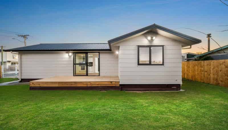1 Pembrook Street, Papakura