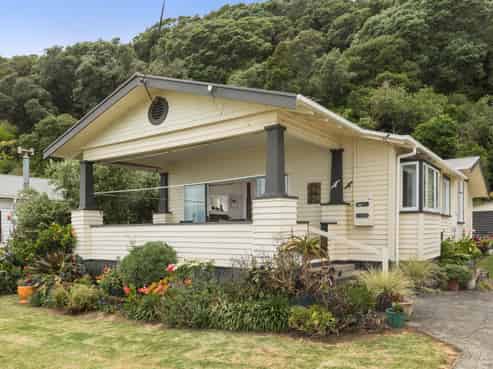 334 Thames Coast Road, Thornton Bay
