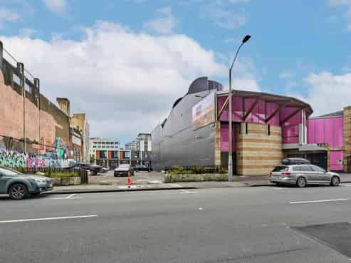 Te Aro investment with development upside