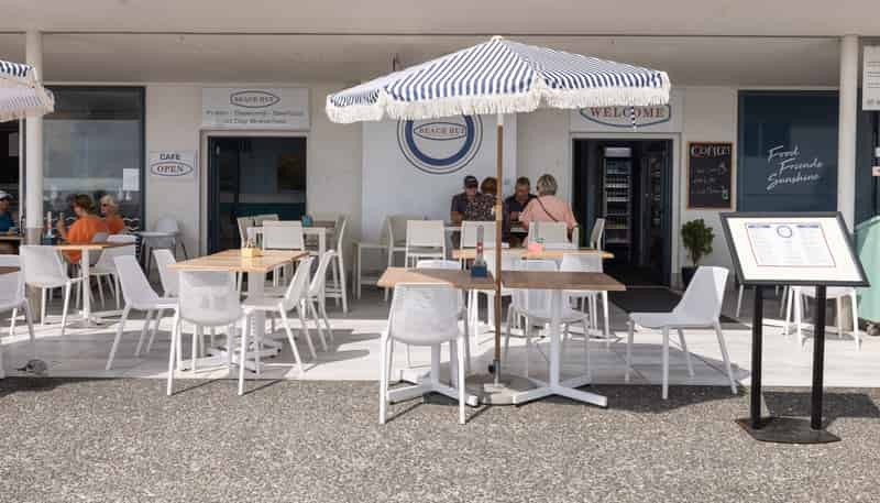 Units 3-4/2 Marine Parade, Tower 1, Mount Maunganui