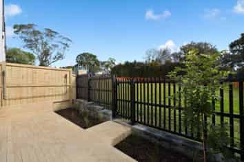 6/30A Tirimoana Road, Te Atatu South