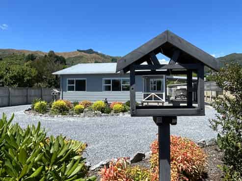 788 Abel Tasman Drive, Pohara