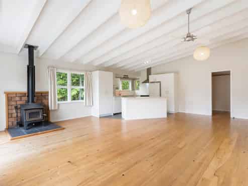 126 Candia Road, Henderson Valley