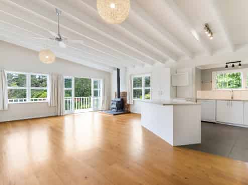 126 Candia Road, Henderson Valley
