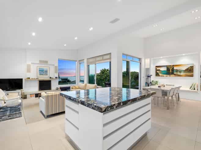 15 Lang Road, Langs Beach