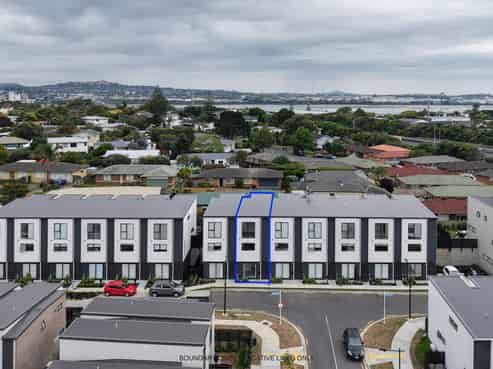 68 Tukari Lane, Mangere Bridge