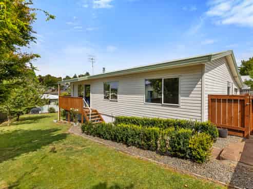 71 Harrisfield Drive, Hairini