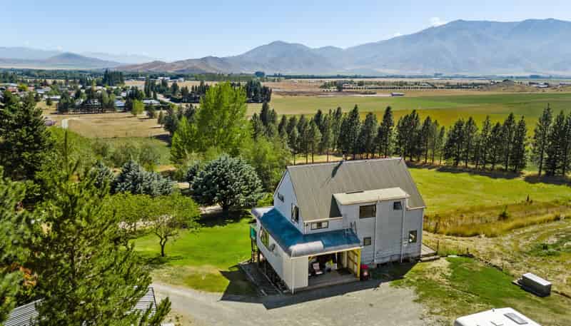 24 Ahuriri Drive, Omarama