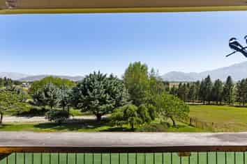 24 Ahuriri Drive, Omarama