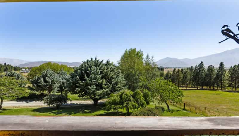 24 Ahuriri Drive, Omarama