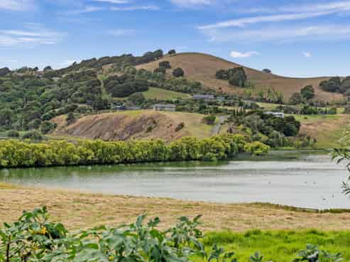 96 Manu Drive, Kaiwaka