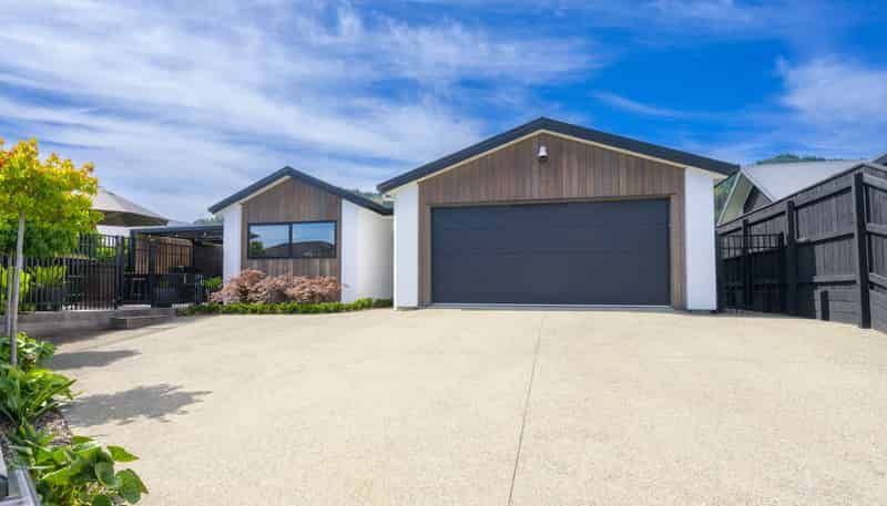 15 Julius Place, Richmond