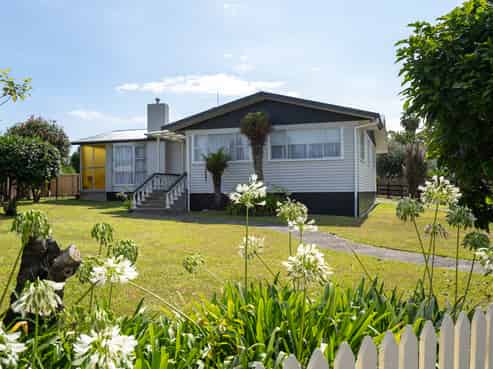 2 Blairgowrie Place, Leamington