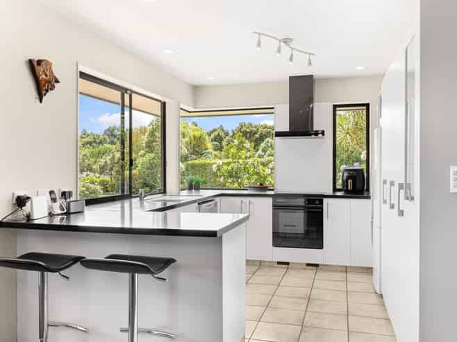 39 Kew Road, Westport