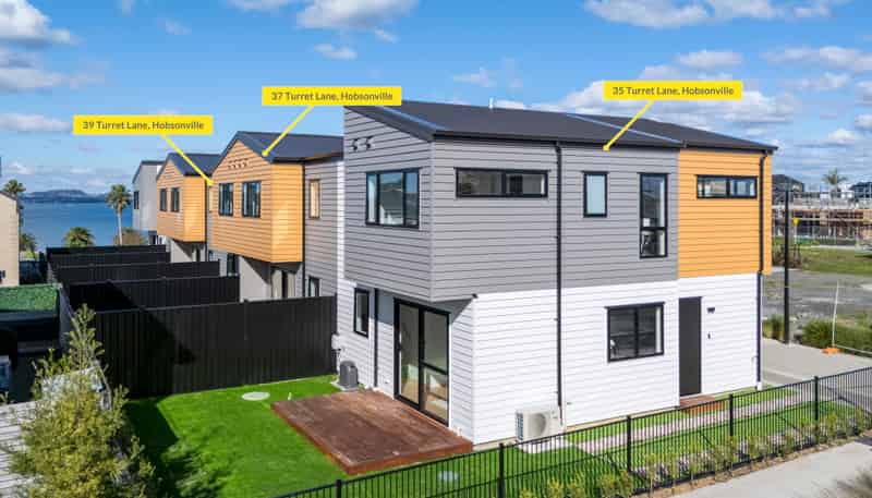 35 or 37 Turret Lane, Hobsonville