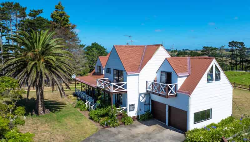 187 Lees Gully Road, Pollok