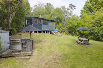 1/1310 State Highway 41, Omori