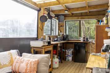 1/1310 State Highway 41, Omori