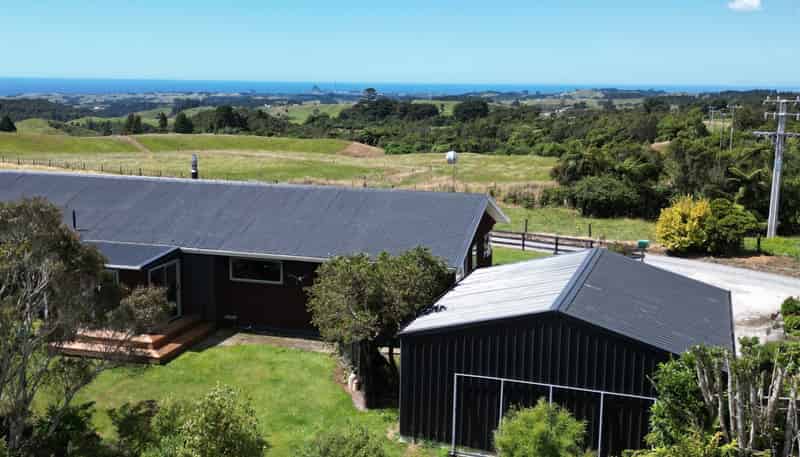 415 Kirihau Road, Koru