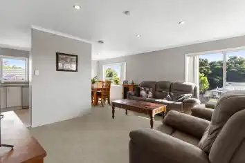 152 Everglade Drive, Totara Heights