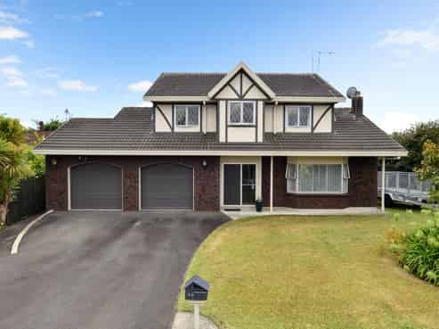 43 Chedworth Avenue, Chedworth