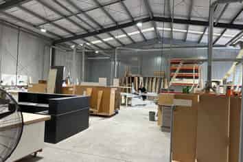 Large Waiwhakaiho Showroom & Workshop 