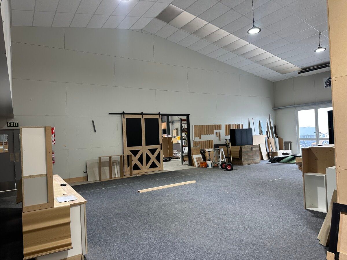 Large Waiwhakaiho Showroom & Workshop - Ansicht 5