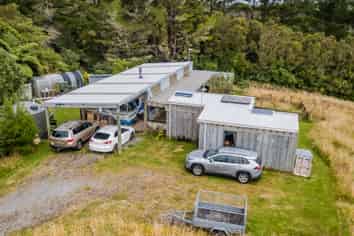 1906 Carrington Road, Koru