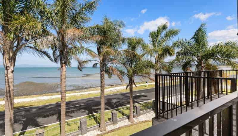 889 East Coast Road, Kaiaua