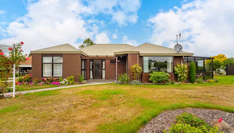 8 Stenhouse Drive, Marchwiel