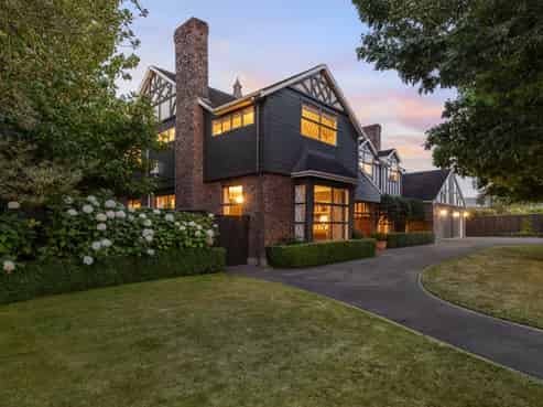 47 Highbury Drive, Levin