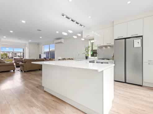 9 Taupinga Way, Takanini