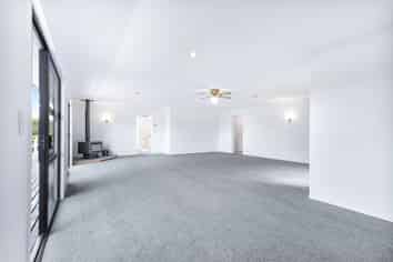 7 Edgecombe Drive, Glen Massey