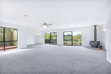 7 Edgecombe Drive, Glen Massey