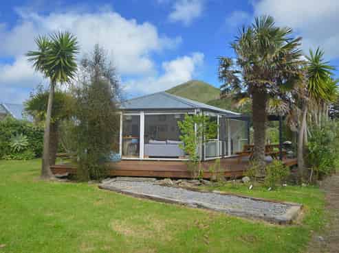 86A Fortescue Street, Mahia