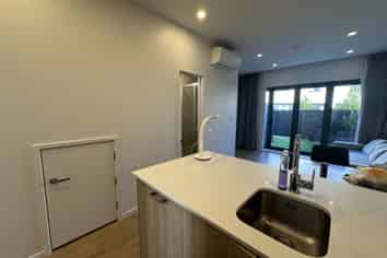Auckland - Address withheld