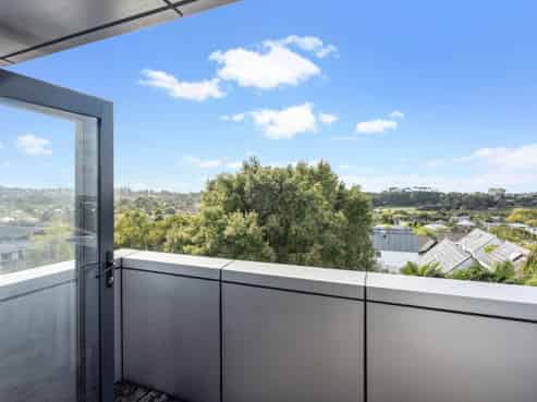2/733 Remuera Road, Remuera