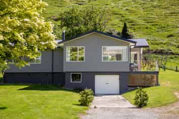 5892 Ettrick - Raes Junction Road, Roxburgh