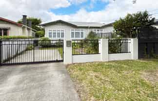 39 Moa Street, Alicetown