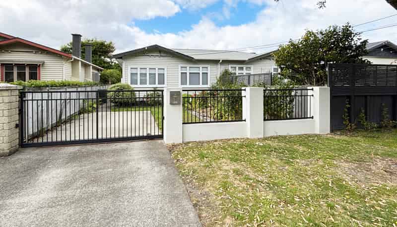 39 Moa Street, Alicetown